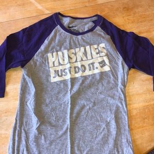 Huskies Baseball Tee with Sparkles